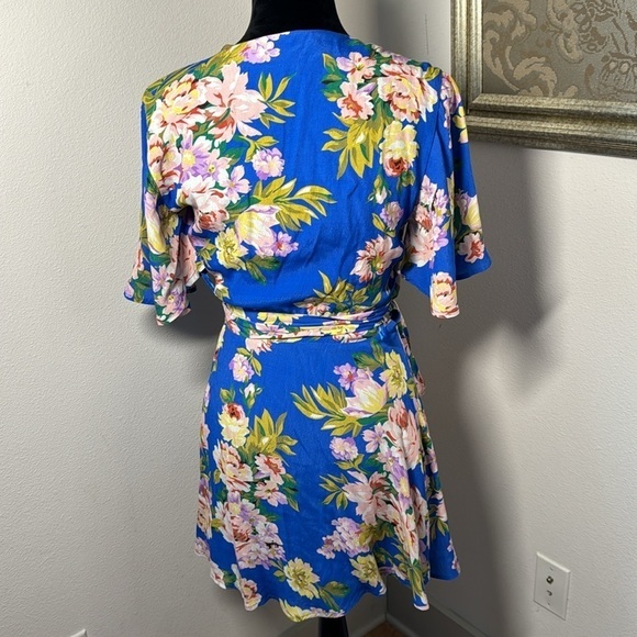 Privacy Please floral print wrap around dress V cleavage flutter sleeves Sz S - Picture 5 of 7